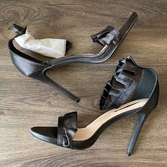 Liliana Shoes - Liliana black satin heeled sandals ruffle straps padded footbed size 10